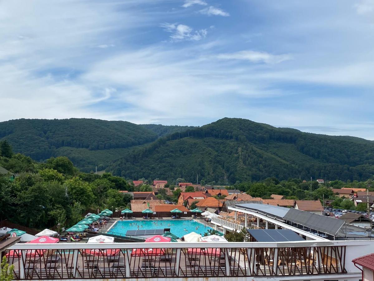 T&T Apartman Praid Esterno foto
