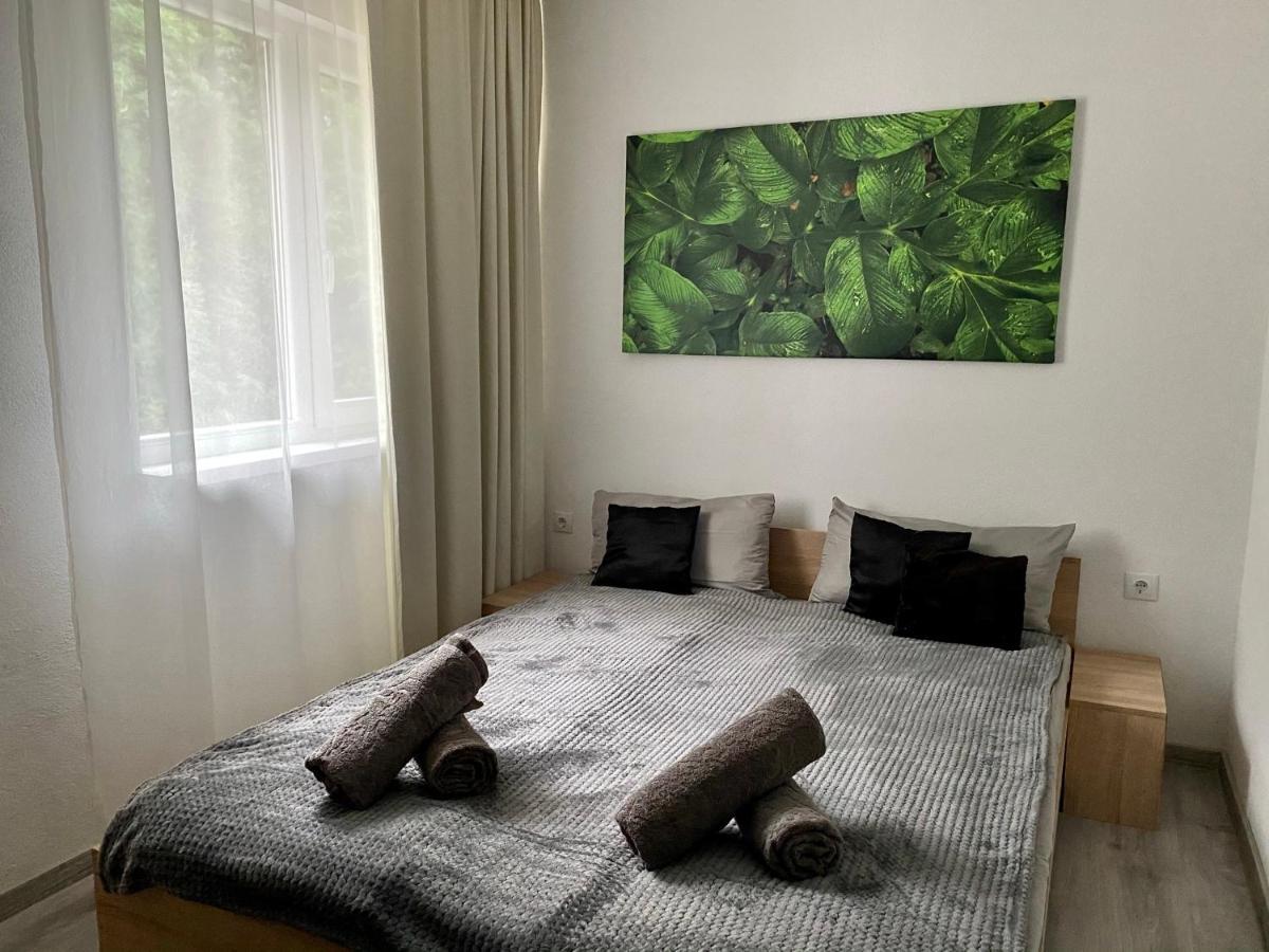 T&T Apartman Praid Esterno foto